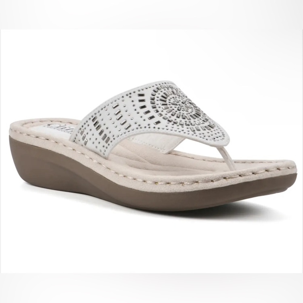 Cliffs White Mountain Cienna Wide Sandals White Size 6 NWT